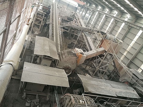 湖北輪式移動(dòng)破碎機(jī)一般多少錢呢