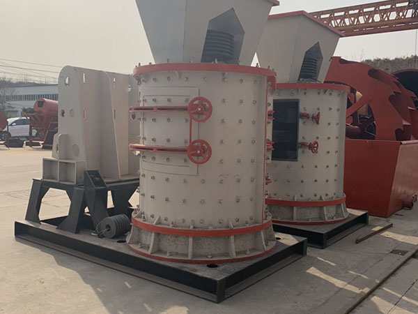 西藏小型可移動(dòng)破碎機(jī)廠商