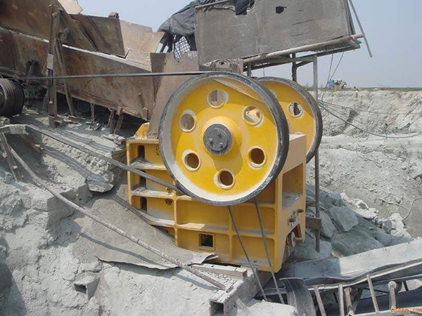 移動鄂破破碎機.jpg